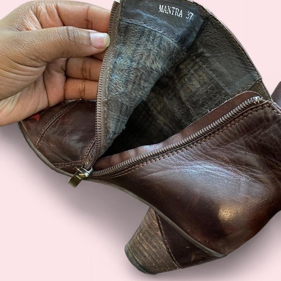 L'Artiste Spring Step Women's Brown Leather Floral Detail Ankle Boots Size 37 - Picture 5 of 5